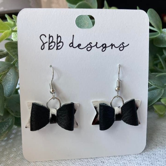 Handmade bow earrings - Picture 1 of 1